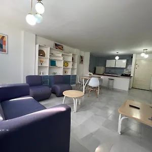 Apartamento Apartamento, El Rodadero, Santa Marta, Colombia, Gaira